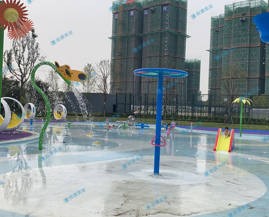 旋轉瀑布戲水小品