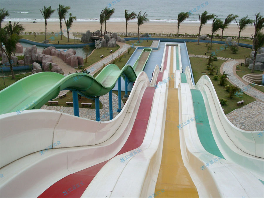 彩虹競速滑梯|大型水滑梯