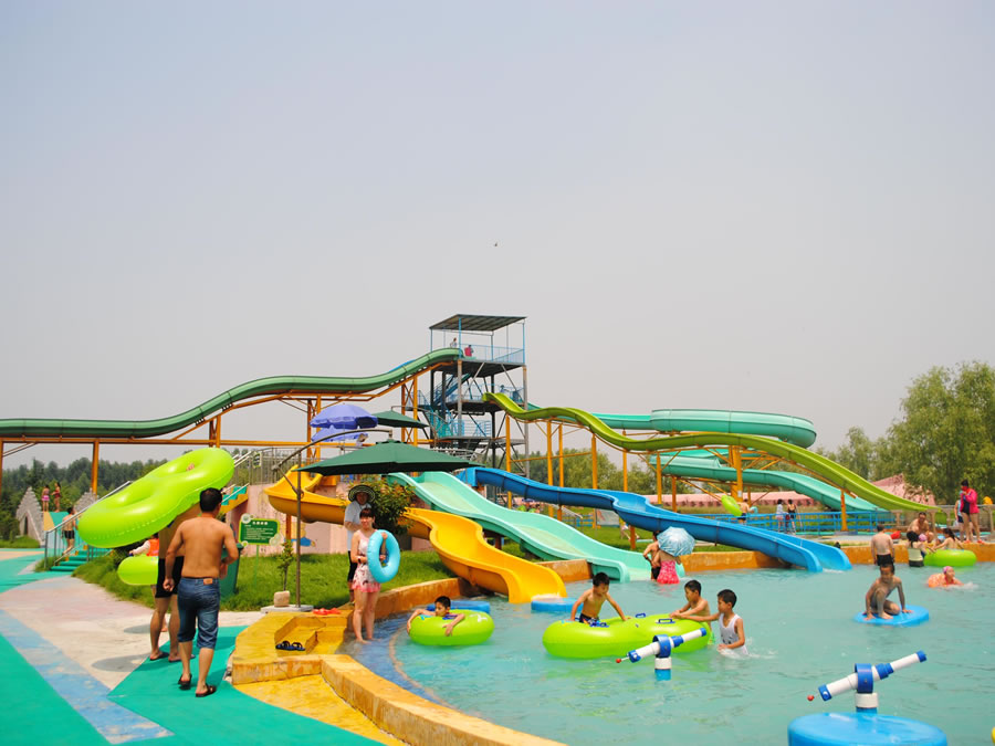 山坡水滑梯|大型滑梯