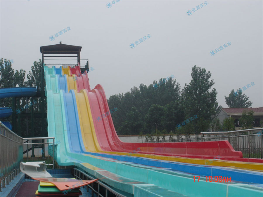 彩虹競速滑梯|大型水滑梯