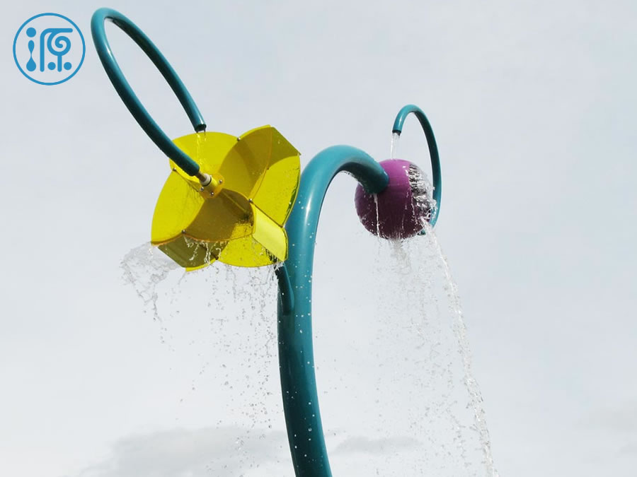 水叮當(dāng)?shù)顾皘戲水小品