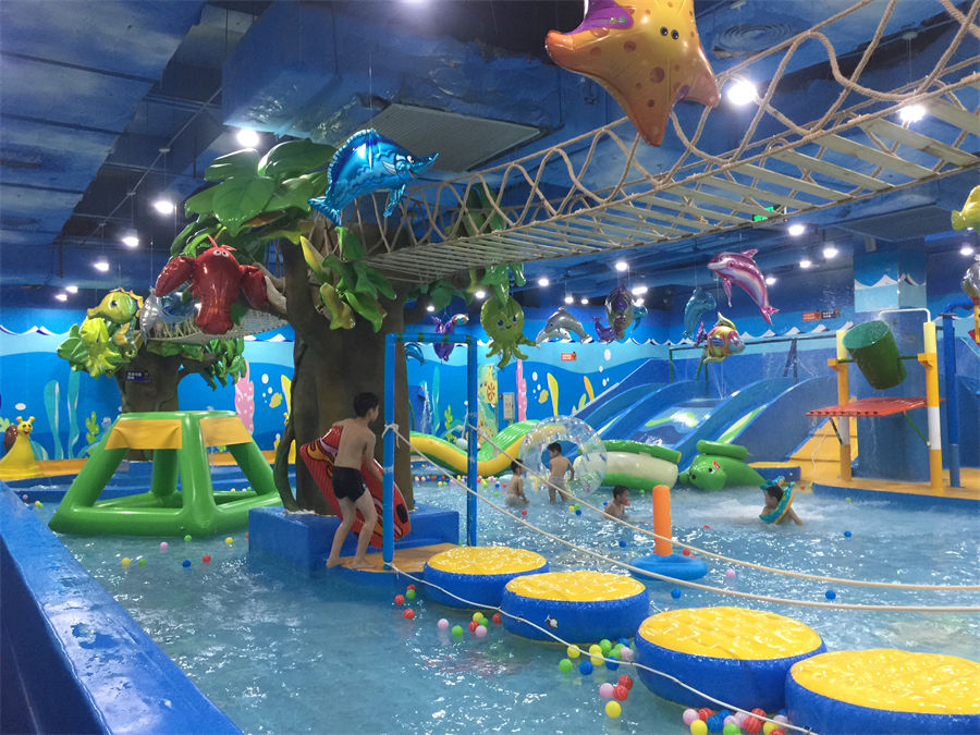 河源堅基購物中心丹尼熊9