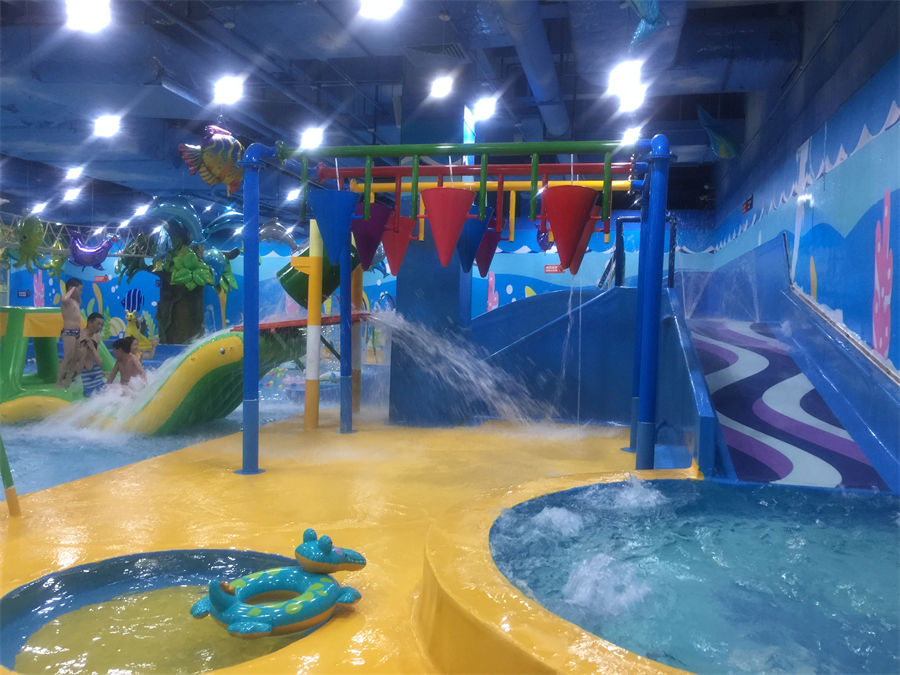 河源堅基購物中心丹尼熊20